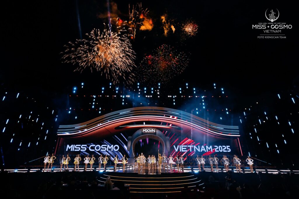 Đôi Dép đồng hành cùng Miss Cosmo Việt Nam - Hoa Hậu Hoàn Vũ Việt Nam 2025