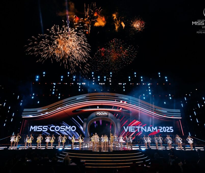 Đôi Dép đồng hành cùng Miss Cosmo Việt Nam - Hoa Hậu Hoàn Vũ Việt Nam 2025