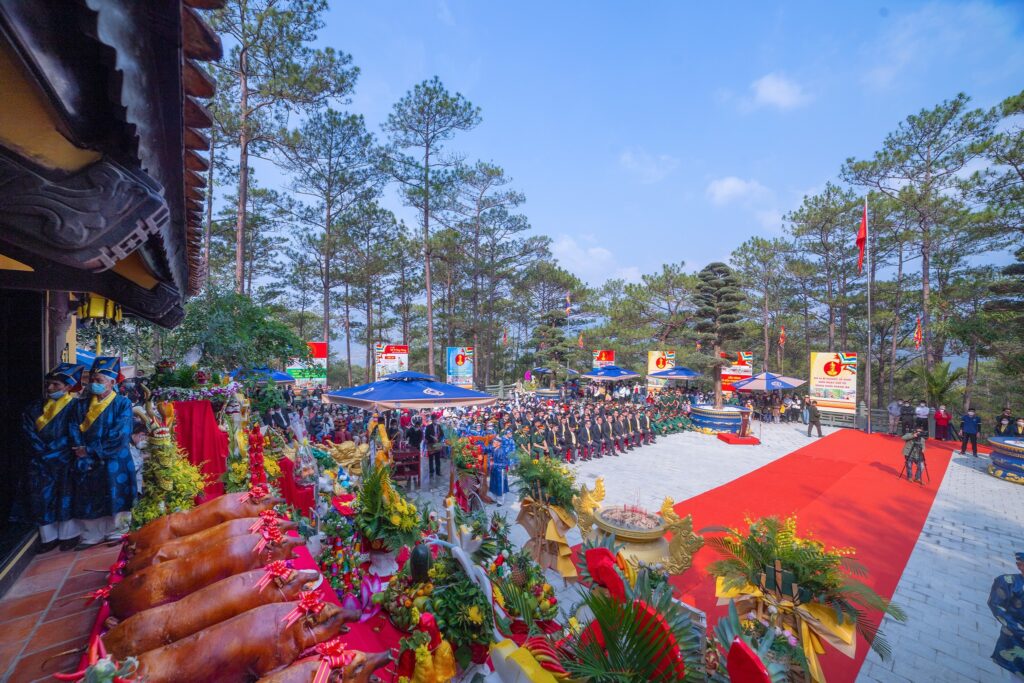 Linh thiêng Lễ Giỗ Quốc tổ Hùng Vương 2026 tại Đền thờ Âu Lạc - Tea Resort Prenn, Đà Lạt